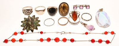 Lot 161 - Quantity of silver and other jewellery
