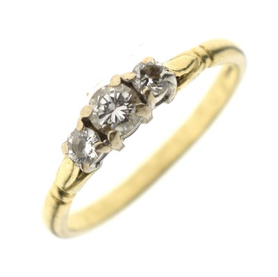 Lot 2 - Diamond 18ct gold three stone ring