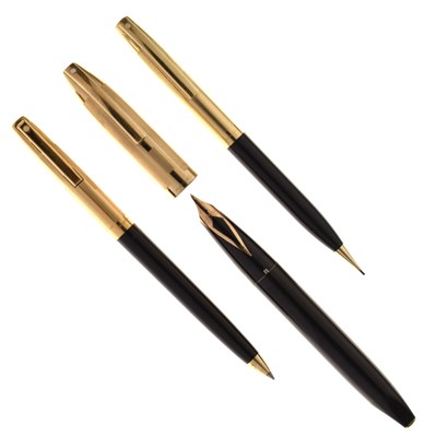 Lot 129 - Sheaffer PFM fountain pen, retractable ballpoint pen, and mechanical pencil set