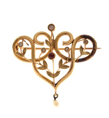 Lot 26 - Early 20th century French garnet-topped double seed pearl yellow gold brooch