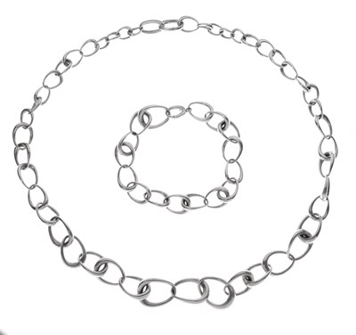 Lot 46 - Georg Jensen - Offspring necklace and matching bracelet