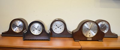 Lot 426 - Five assorted oak-cased mantel clocks