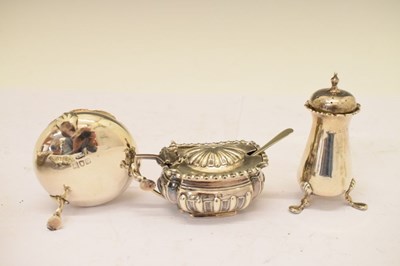 Lot 125 - Quantity of silver items to include Edward VII bonbon dish