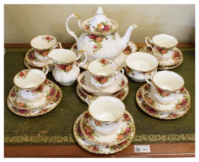 Lot 362 - Quantity of Royal Albert 'Old Country Roses'