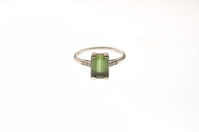 Lot 9 - Green tourmaline and diamond ring