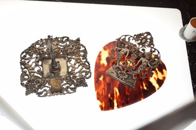 Lot 118 - Silver mounted letter clip and ring tree
