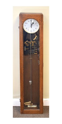 Lot 319 - Oak-cased synchonome electric clock