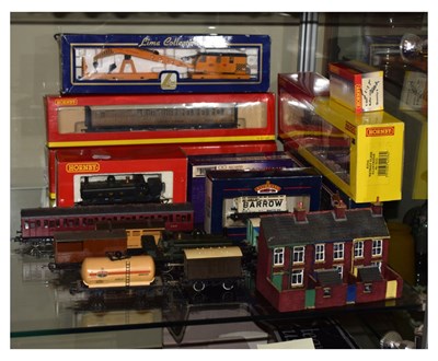 Lot 292 - Quantity of Hornby, Bachmann, Lima & Dapol 00 gauge railway trainset items