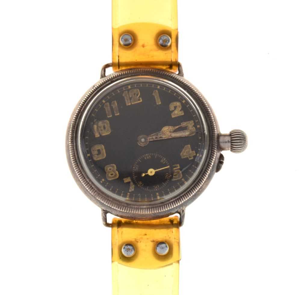 Lot 122 - Silver cased World War I wristwatch