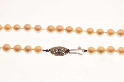 Lot 54 - Uniform row of cultured pearls