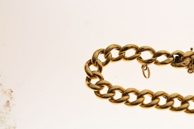 Lot 66 - Yellow metal curb link bracelet