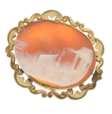 Lot 20 - Victorian shell cameo brooch
