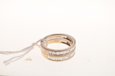 Lot 42 - 18ct white gold double half hoop ring