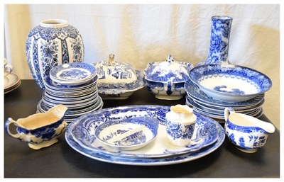 Lot 482 - Quantity of blue and white ceramics