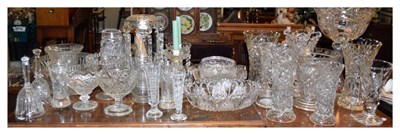 Lot 526 - Quantity of cut and moulded glass