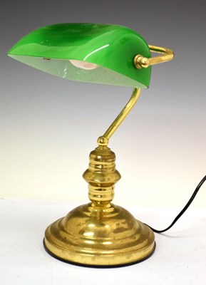 Lot 486 - Reproduction Bankers' desk lamp