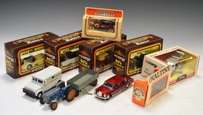 Lot 285 - Mixed group of diecast model vehicles