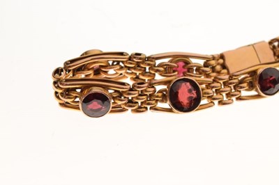Lot 63 - Garnet set bracelet, stamped ‘9c’