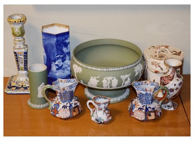 Lot 566 - Assorted ceramics