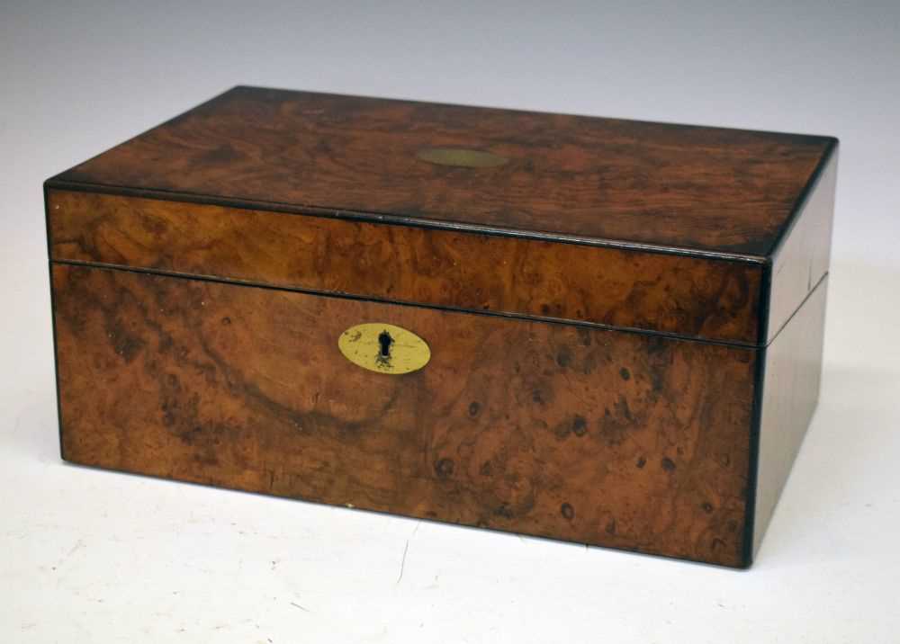 Lot 736 - Walnut Writing box