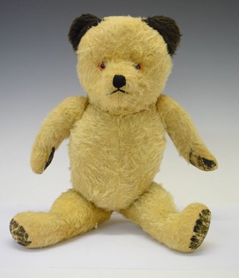 Lot 417 - Vintage golden mohair teddy bear