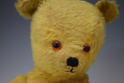Lot 416 - Two vintage golden mohair teddy bears