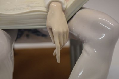 Lot 425 - Lladro porcelain figure -  'Don Quixote' 1030