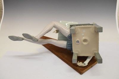 Lot 425 - Lladro porcelain figure -  'Don Quixote' 1030