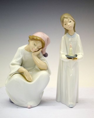 Lot 511 - Two Lladro porcelain figures