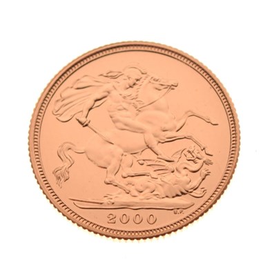 Lot 117 - Queen Elizabeth II gold sovereign, 2000