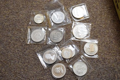Lot 147 - Quantity of world silver and other coinage