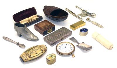 Lot 264 - Mixed lot of objects of virtue
