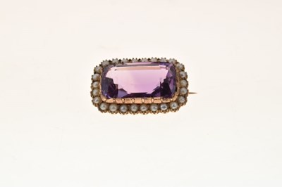 Lot 44 - Victorian amethyst and seed pearl brooch
