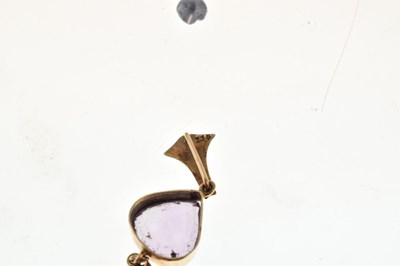 Lot 74 - Amethyst and pearl pendant
