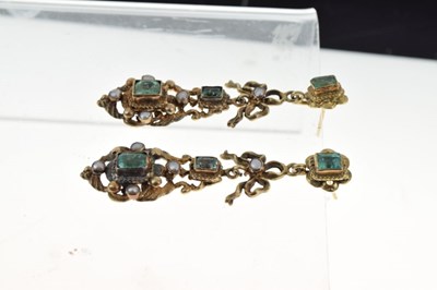 Lot 118 - Pair of Austro-Hungarian emerald and pearl (untested and unwarranted) drop earrings