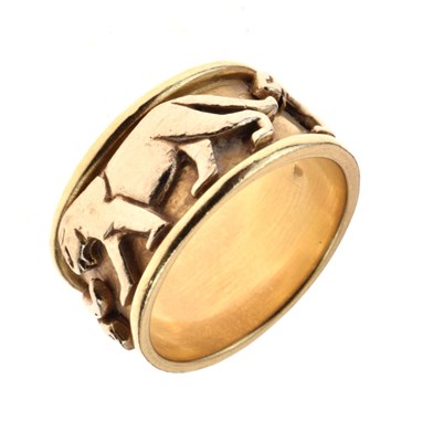 Lot 15 - Cartier-style panther ring
