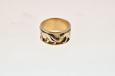 Lot 15 - Cartier-style panther ring