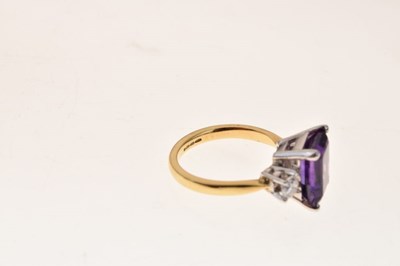 Lot 36 - Three stone amethyst and diamond 18ct gold ring
