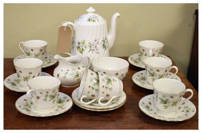 Lot 482 - Royal Doulton 'Strawberry Cream' 8-piece coffee set