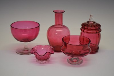 Lot 724 - Group of cranberry glassware (5)