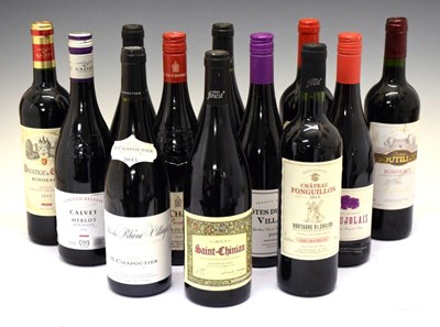 Lot 581 - Twelve bottles of French red wine