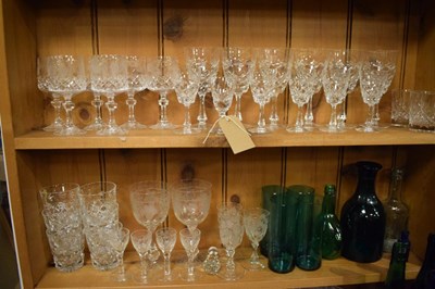 Lot 700 - Quantity of glass ware