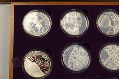 Lot 125 - Royal Mint - Golden Jubilee Collection