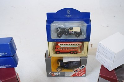 Lot 238 - Quantity of boxed diecast model vehicles