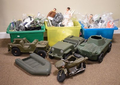 Lot 450 - Quantity of Vintage Palitoy and other Action man figures and accessories