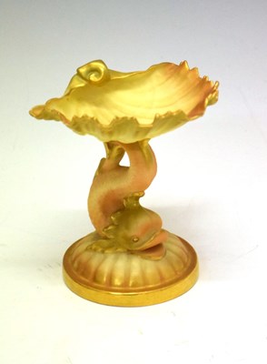 Lot 733 - Royal Worcester blush and gilt sweetmeat stand