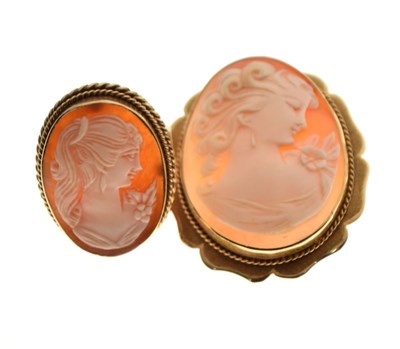 Lot 50 - 9ct gold cameo brooch and ring