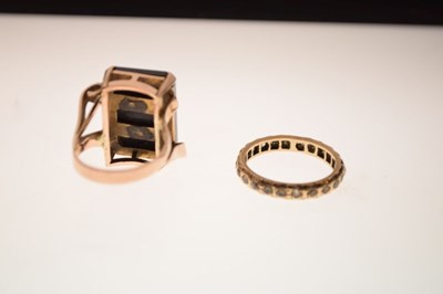 Lot 37 - Initial ring and eternity ring (2)