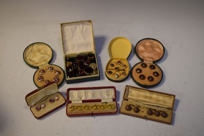 Lot 74 - Collection of assorted cased buttons, studs etc