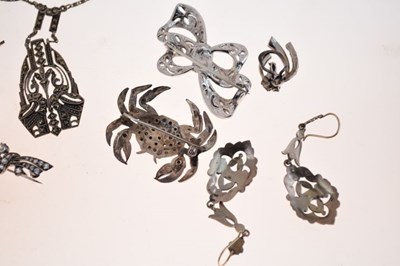 Lot 101 - Marcasite and paste jewellery